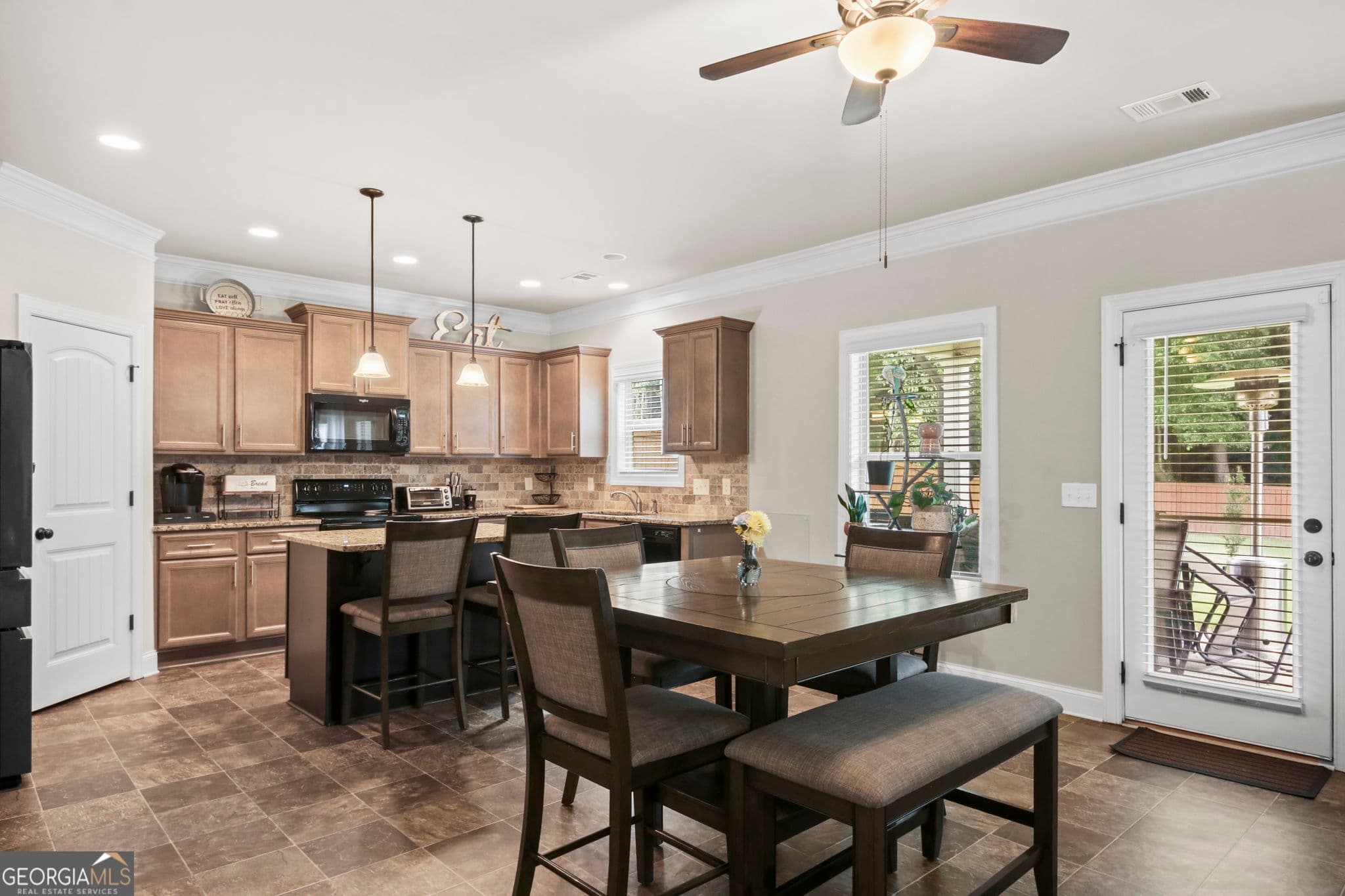 4 bedroom, 3 bathroom, 2,204 sq ft single family residence for sale at 2524 Tomoka Drive, Bethlehem, GA 30620 — photo 9