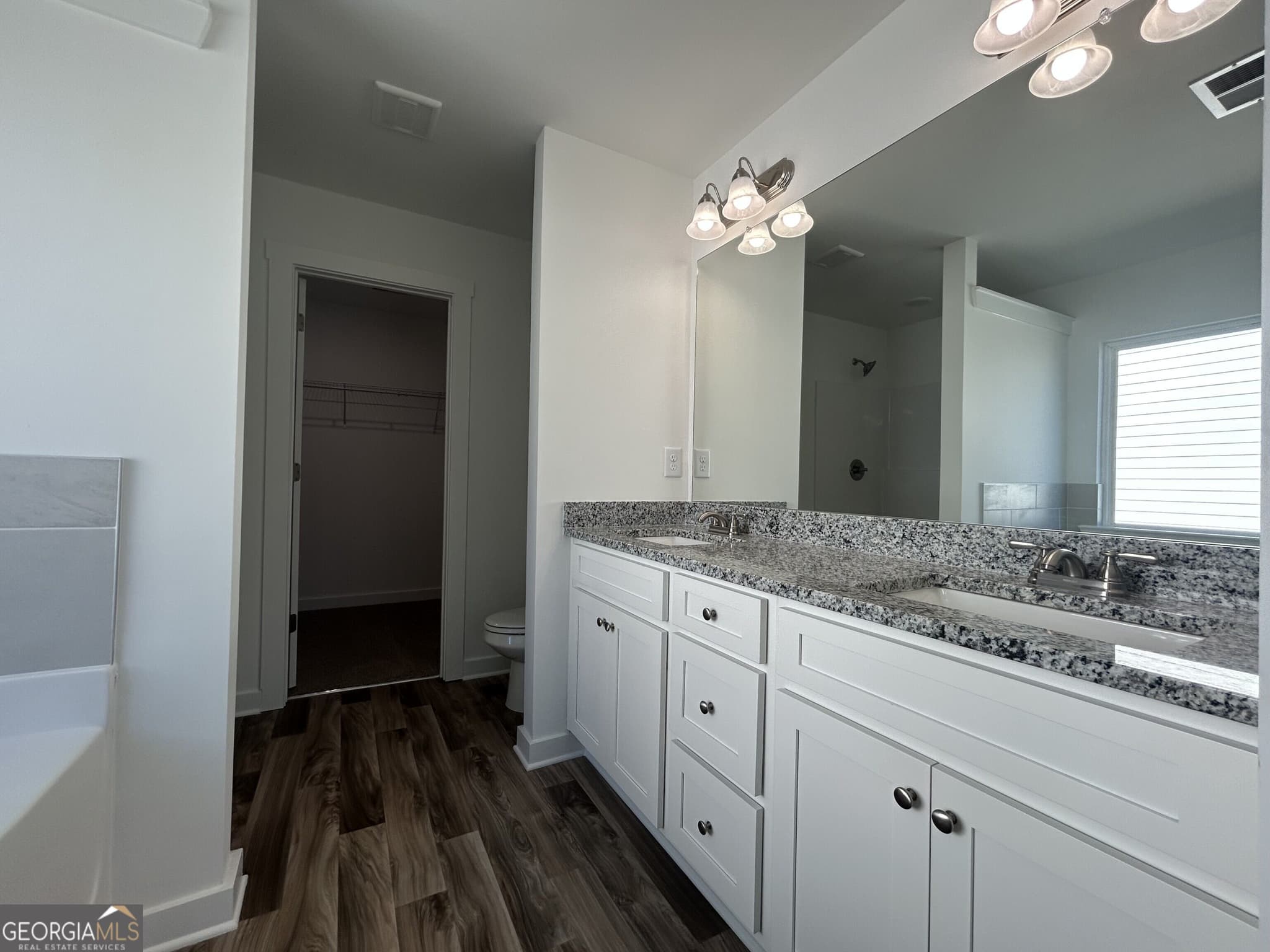 4 bedroom, 2.5 bathroom, 1,865 sq ft single family residence for sale at 270 Crimson Feather Drive, Jefferson, GA 30549 — photo 8