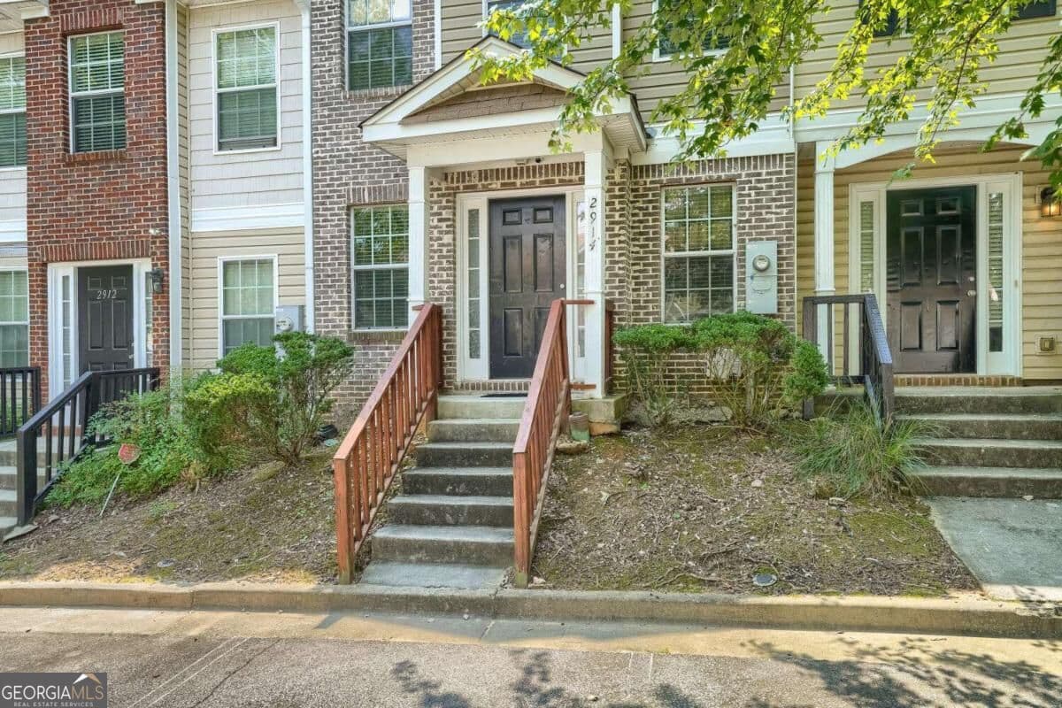 2 bedroom, 2.5 bathroom, 1,492 sq ft condominium for rent at 2914 Vining Ridge Terrace, Decatur, GA 30034 for $1,700 a month — photo 4