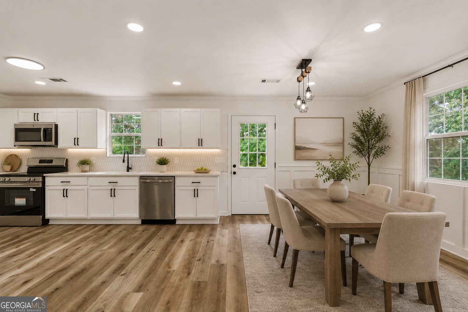 3 bedroom, 2 bathroom, 1,502 sq ft single family residence under contract at 3999 Lee Road 175, Salem, AL 36874 — photo 7