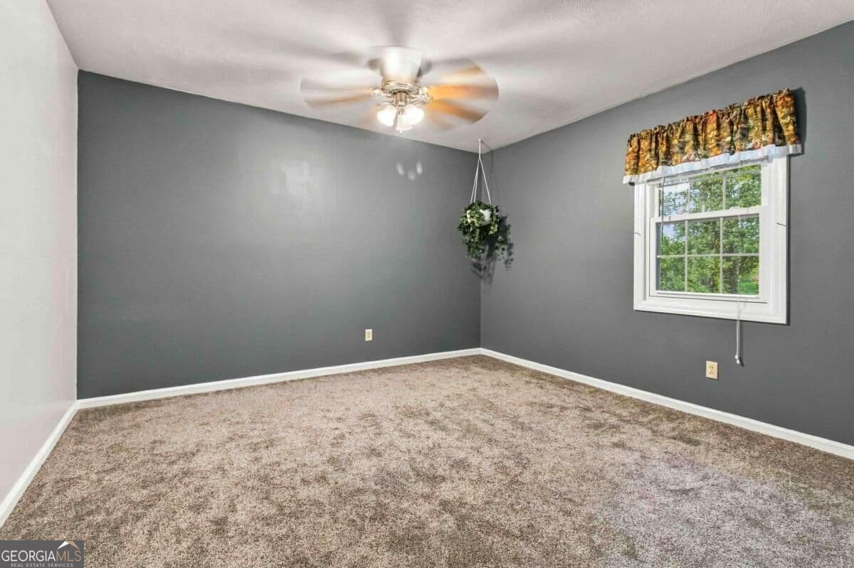 2 bedroom, 1 bathroom, 1,020 sq ft condominium for sale at 3099 Colonial Way G, Atlanta, GA 30341 — photo 5