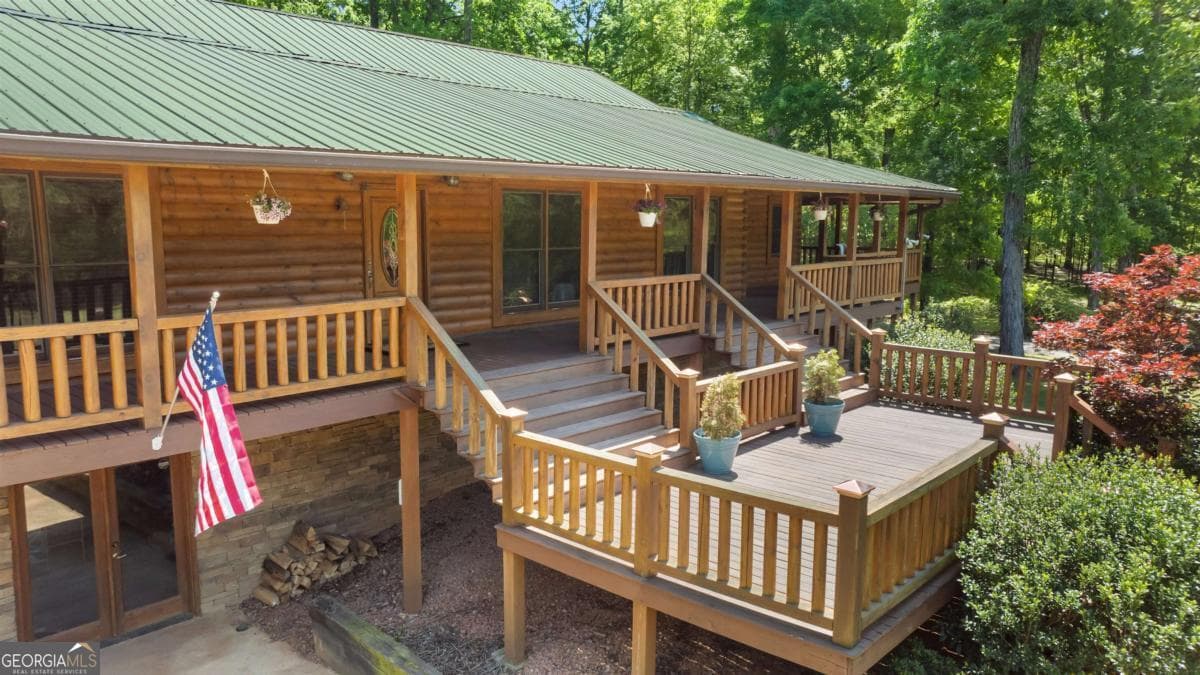 3 bedroom, 2 bathroom, 3,826 sq ft cabin,single family residence for sale at 224 Harmony Road, Eatonton, GA 31024 — photo 8