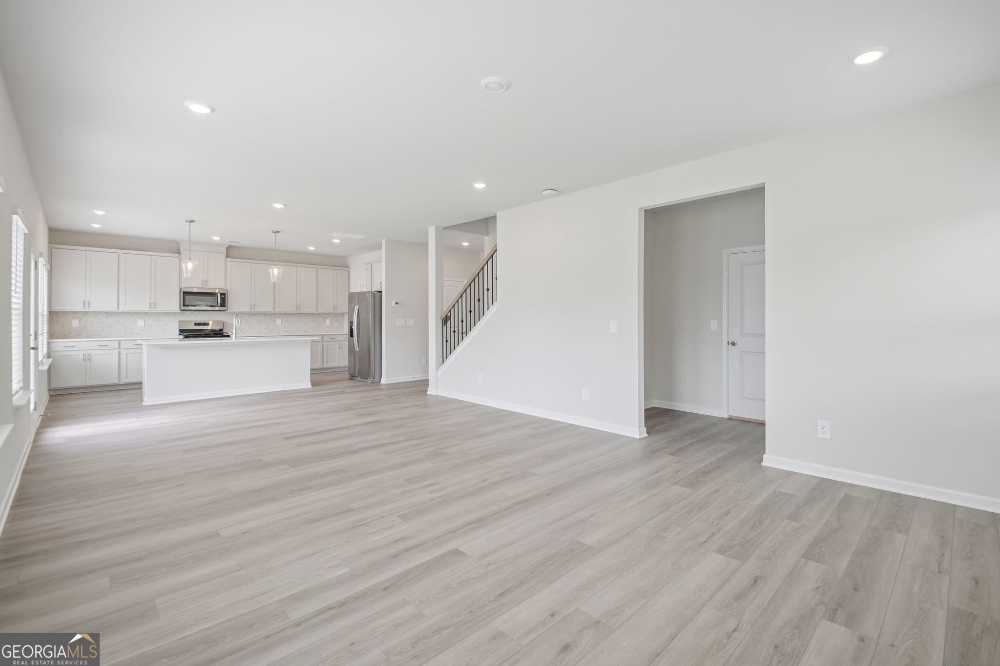 4 bedroom, 2.5 bathroom, 2,479 sq ft single family residence for sale at 308 Table Rock Way, Villa Rica, GA 30180 — photo 8