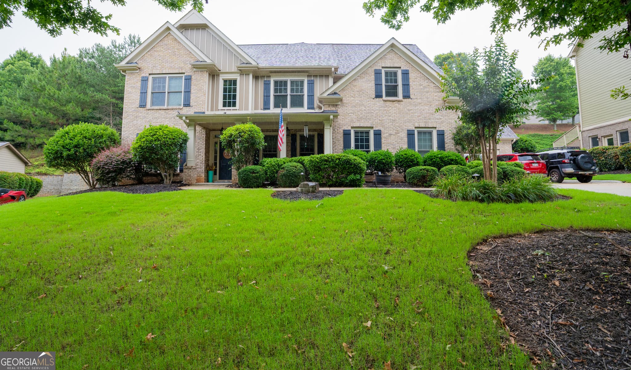 8 bedroom, 5 bathroom, 4,268 sq ft single family residence for sale at 704 Sienna Valley Drive, Braselton, GA 30517 — photo 4