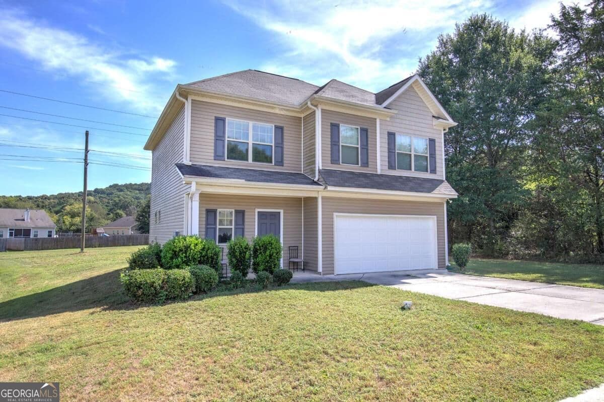 3 bedroom, 2.5 bathroom, 2,140 sq ft single family residence for sale at 102 Oak Ridge Drive, Aragon, GA 30104 — photo 2