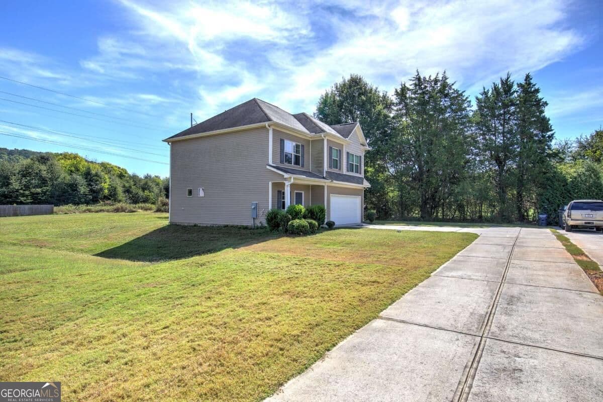 3 bedroom, 2.5 bathroom, 2,140 sq ft single family residence for sale at 102 Oak Ridge Drive, Aragon, GA 30104 — photo 6