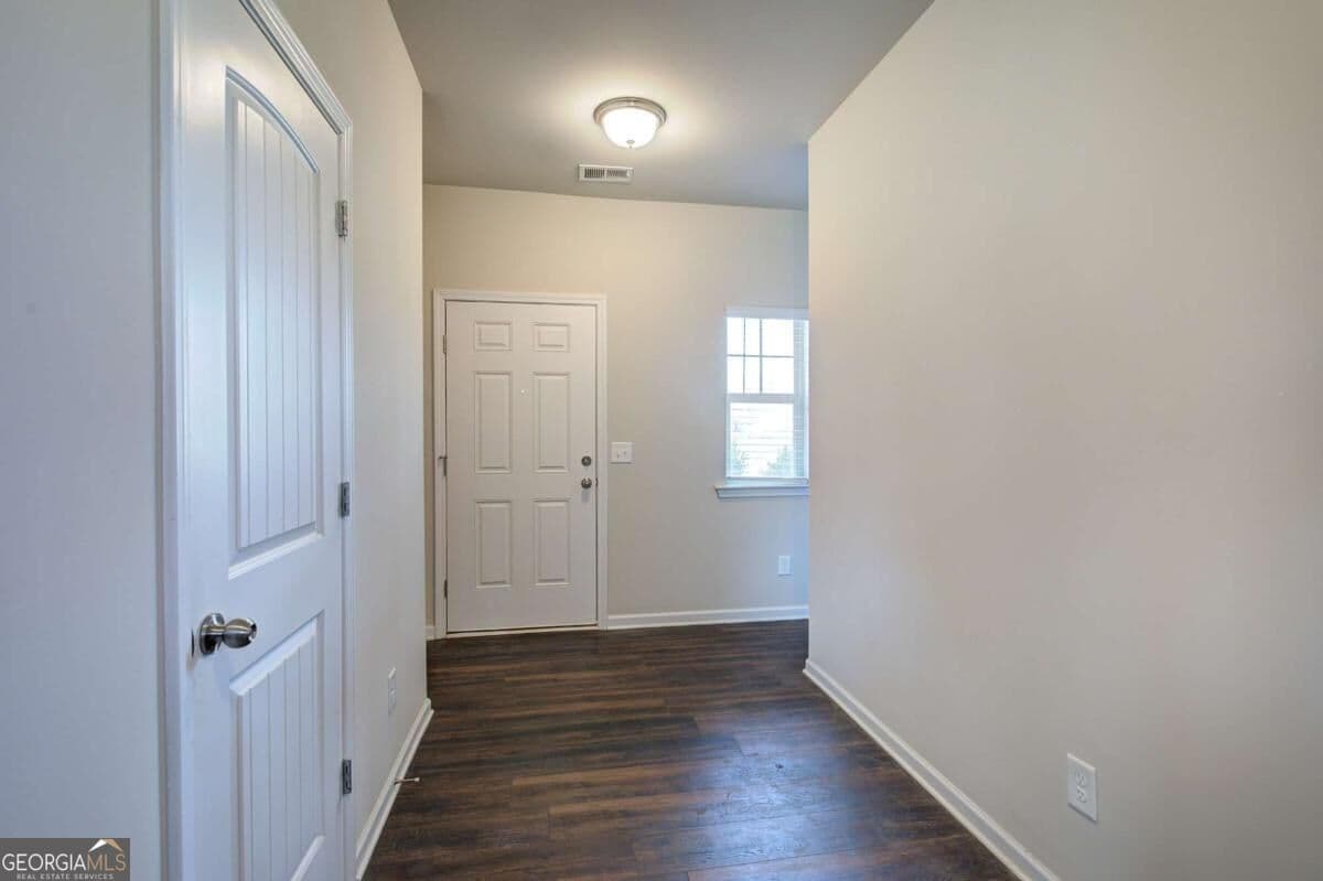 3 bedroom, 2.5 bathroom, 2,140 sq ft single family residence for sale at 102 Oak Ridge Drive, Aragon, GA 30104 — photo 7