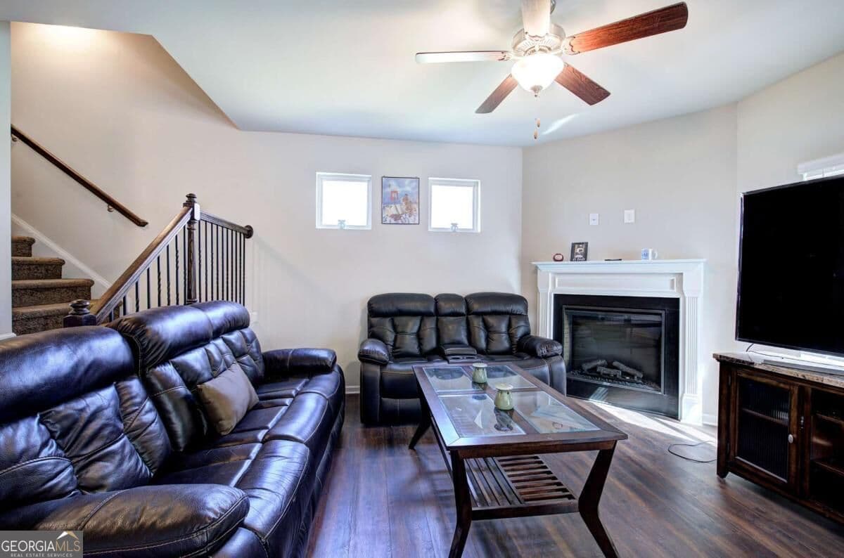 3 bedroom, 2.5 bathroom, 2,140 sq ft single family residence for sale at 102 Oak Ridge Drive, Aragon, GA 30104 — photo 10