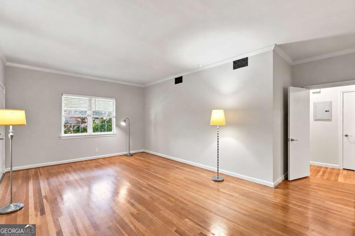 2 bedroom, 1.5 bathroom condominium for sale at 430 Lindbergh Drive H3, Atlanta, GA 30305 — photo 6