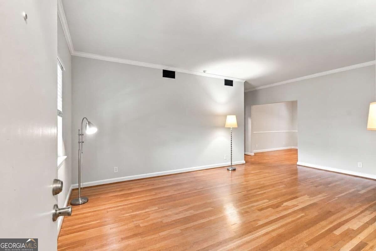 2 bedroom, 1.5 bathroom condominium for sale at 430 Lindbergh Drive H3, Atlanta, GA 30305 — photo 5