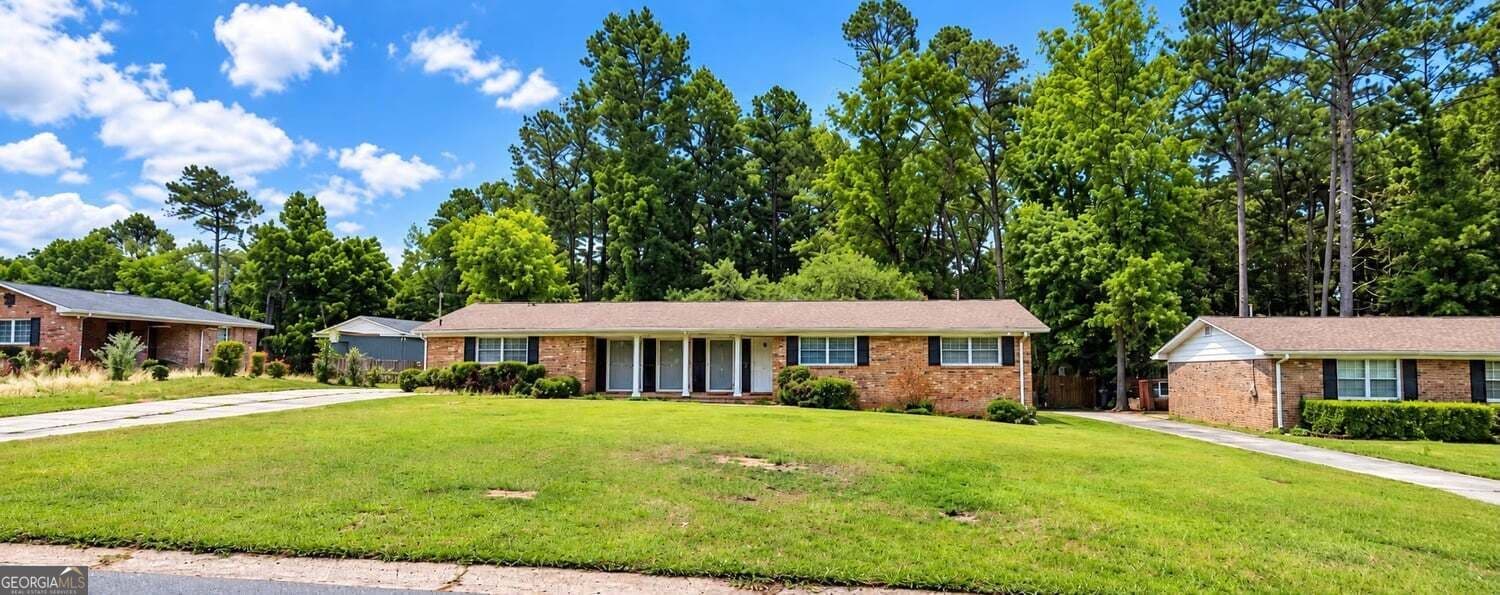 3 bedroom, 2 bathroom, 1,414 sq ft single family residence for sale at 1031 Clifton Drive, Macon, GA 31204 — photo 6