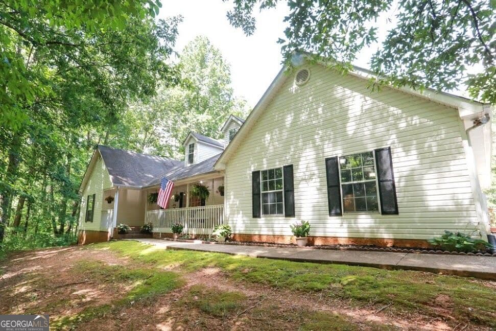 5 bedroom, 4 bathroom, 3,309 sq ft single family residence for sale at 400 Herrell Road, Villa Rica, GA 30180 — photo 10