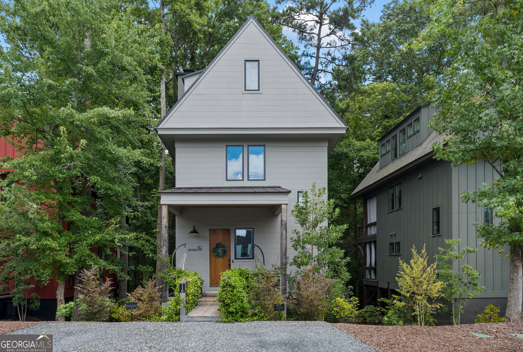 4 bedroom, 3.5 bathroom, 2,270 sq ft single family residence for rent at 110 Arcadia Avenue, Fayetteville, GA 30214 for $9,500 a month — photo 6