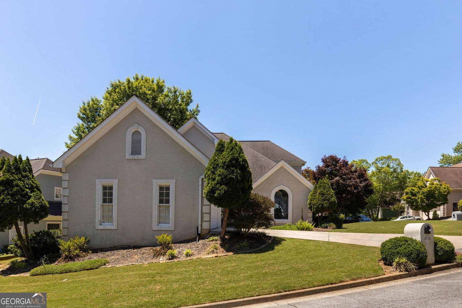 3 bedroom, 3.5 bathroom, 3,532 sq ft single family residence for sale at 3736 Harts Place, Atlanta, GA 30341 — photo 3