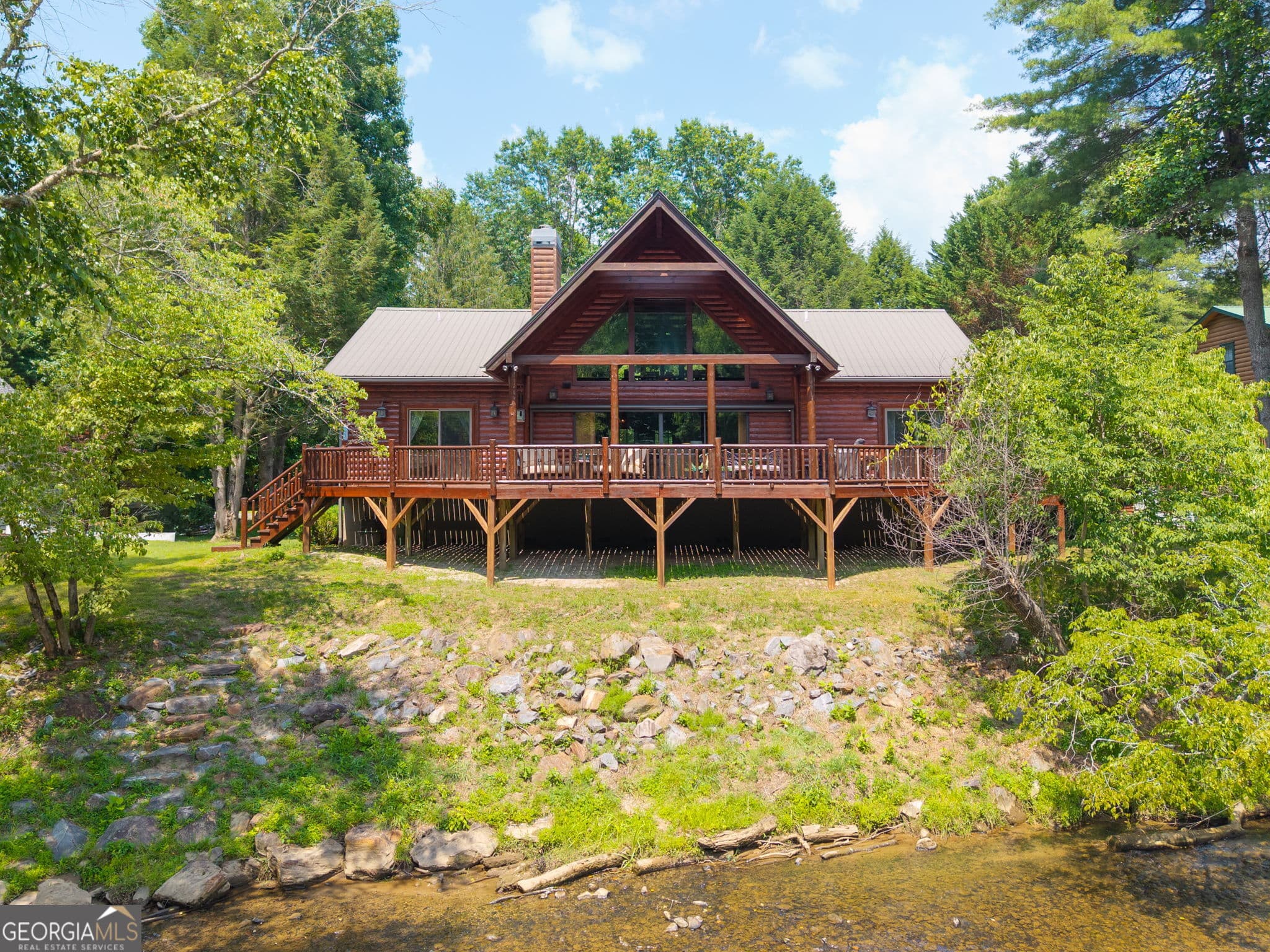 3 bedroom, 3 bathroom cabin,single family residence for sale at 58 Woodberry Lane, Murphy, NC 28906 — photo 2