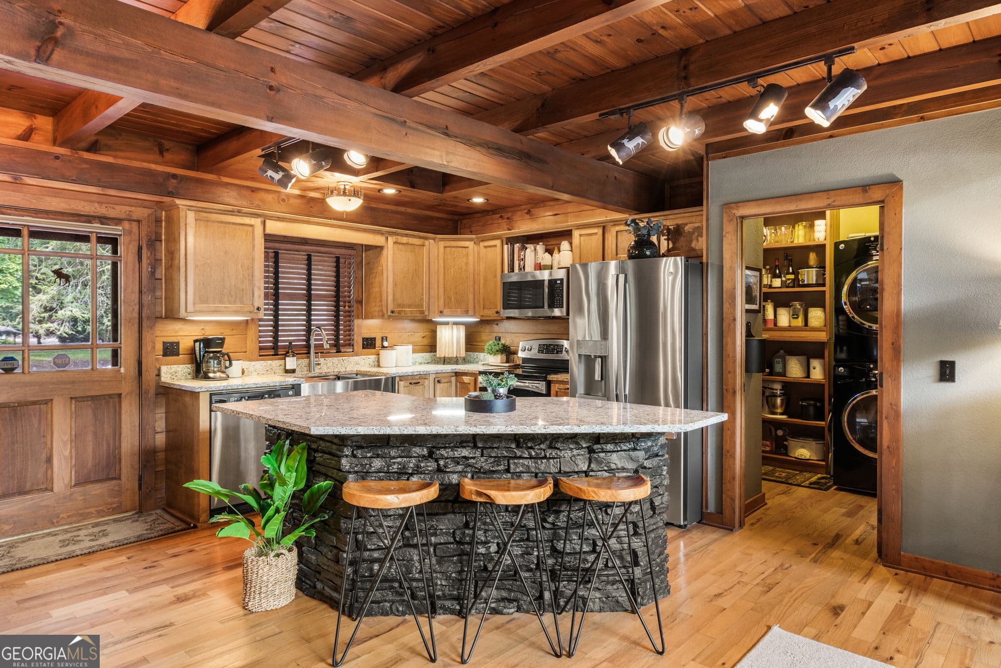 3 bedroom, 3 bathroom cabin,single family residence for sale at 58 Woodberry Lane, Murphy, NC 28906 — photo 6