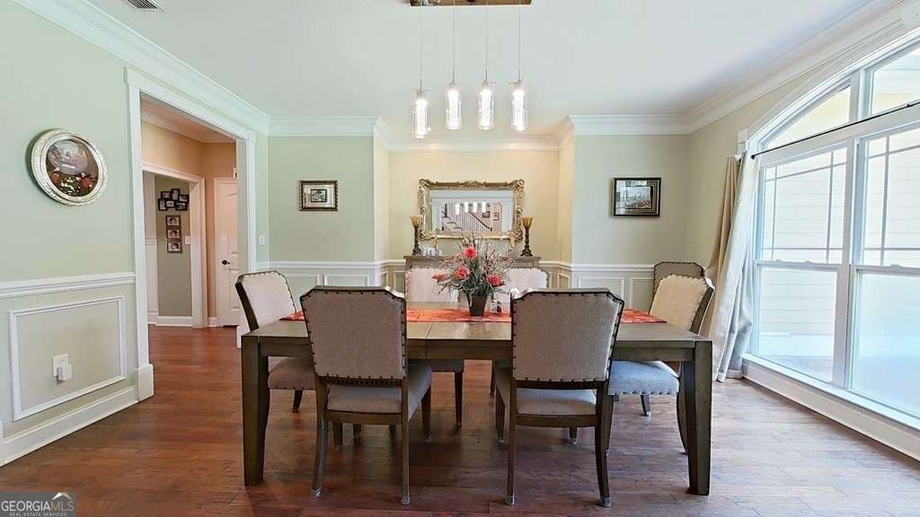 4 bedroom, 3 bathroom, 4,837 sq ft single family residence for sale at 110 Trail Creek Drive, Thomasville, GA 31757 — photo 8