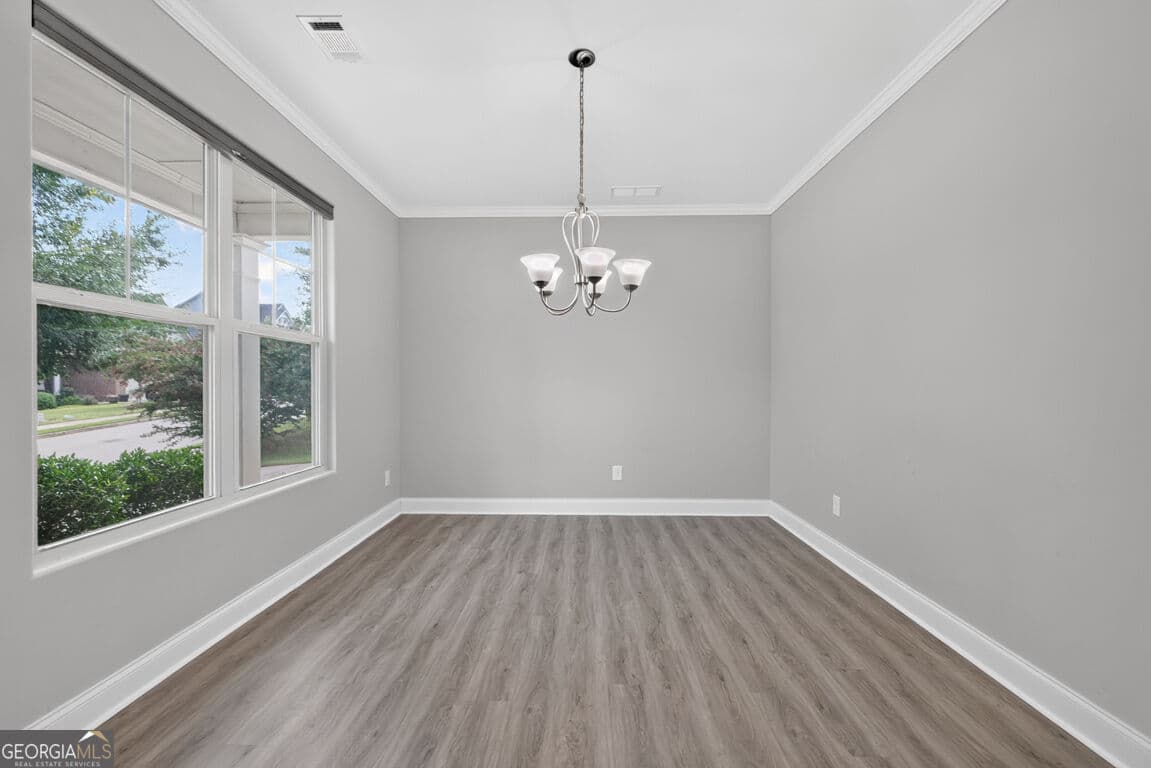 5 bedroom, 3 bathroom, 2,620 sq ft single family residence for sale at 1202 Lincoln Lane, Braselton, GA 30517 — photo 6