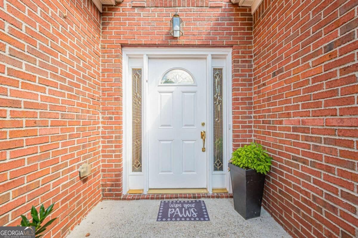4 bedroom, 2.5 bathroom, 2,675 sq ft single family residence for sale at 36 Miners Way, Braselton, GA 30517 — photo 5