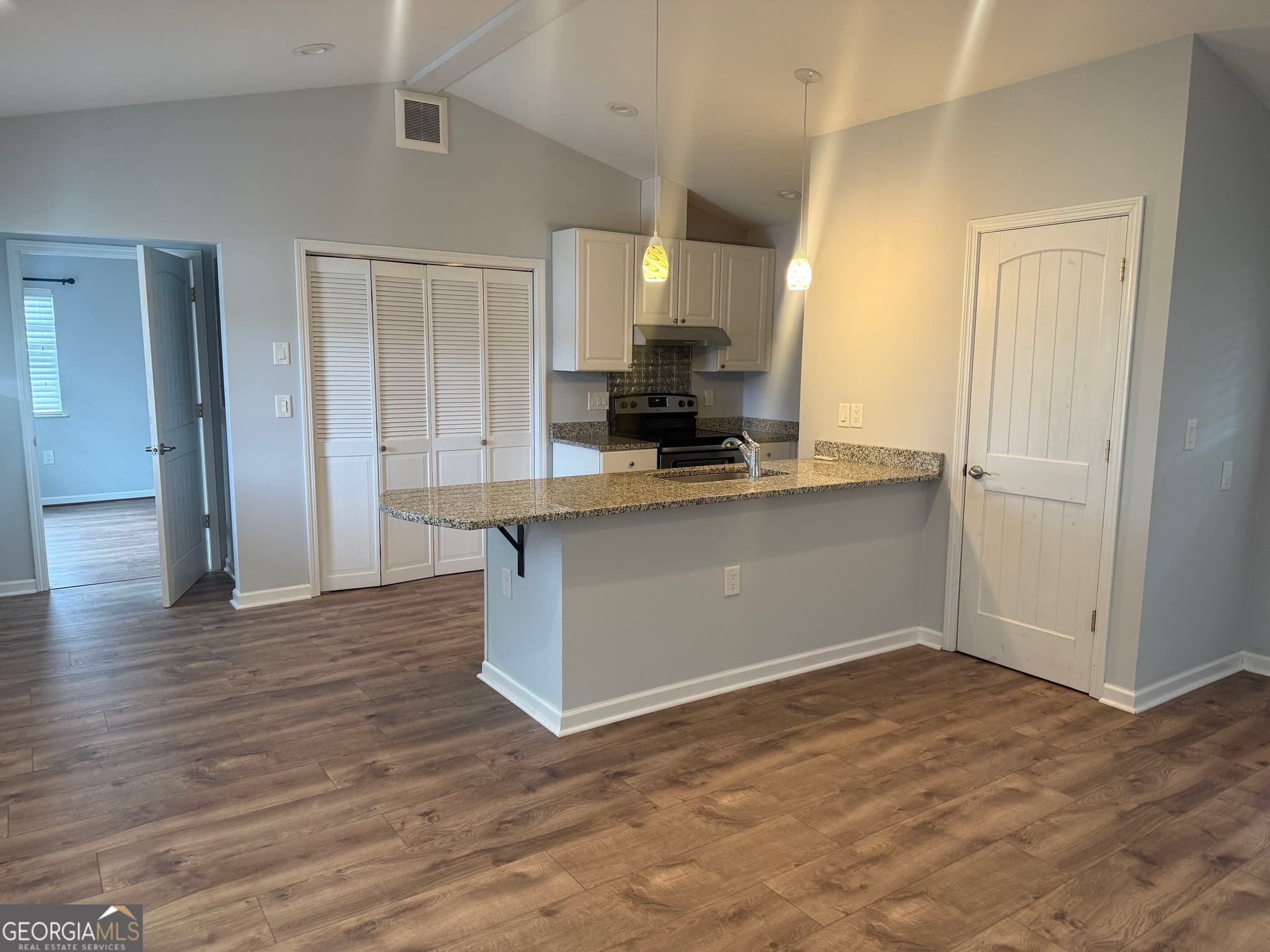 1 bedroom, 1 bathroom, 648 sq ft single family residence for rent at 830 Eagle Grove School Road, Canon, GA 30520 for $1,100 a month — photo 3