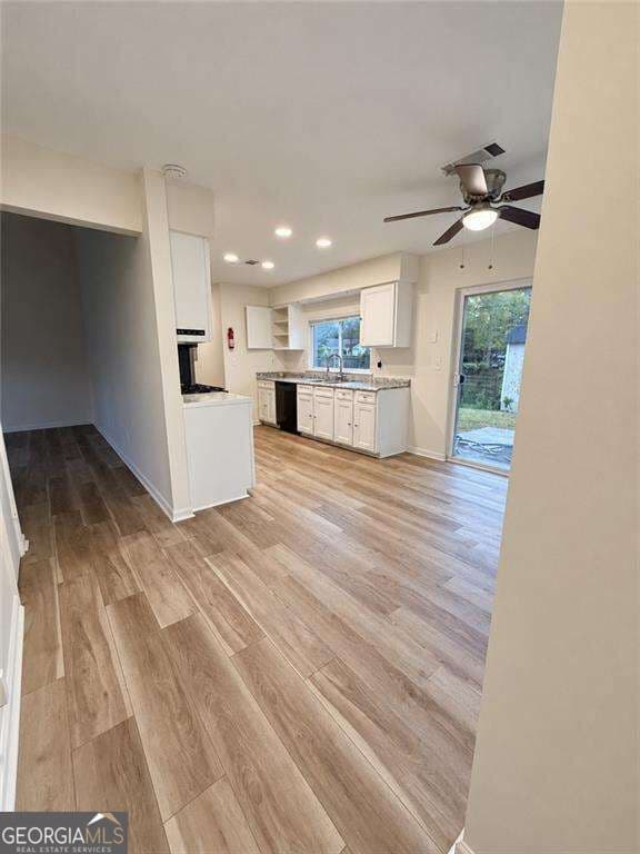 3 bedroom, 2 bathroom, 1,028 sq ft single family residence for sale at 158 Ashwood Court, Riverdale, GA 30274 — photo 5