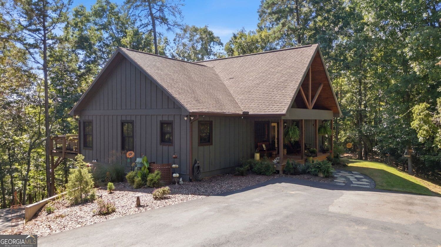 3 bedroom, 3 bathroom, 3,252 sq ft cabin,single family residence for sale at 446 Old Village Road, Sautee Nacoochee, GA 30571 — photo 8