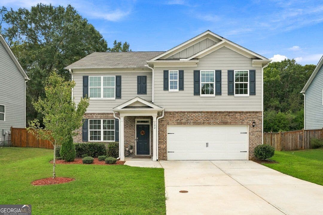 5 bedroom, 3 bathroom, 2,511 sq ft single family residence for sale at 122 Russell Road, Pendergrass, GA 30567 — photo 1 of 38