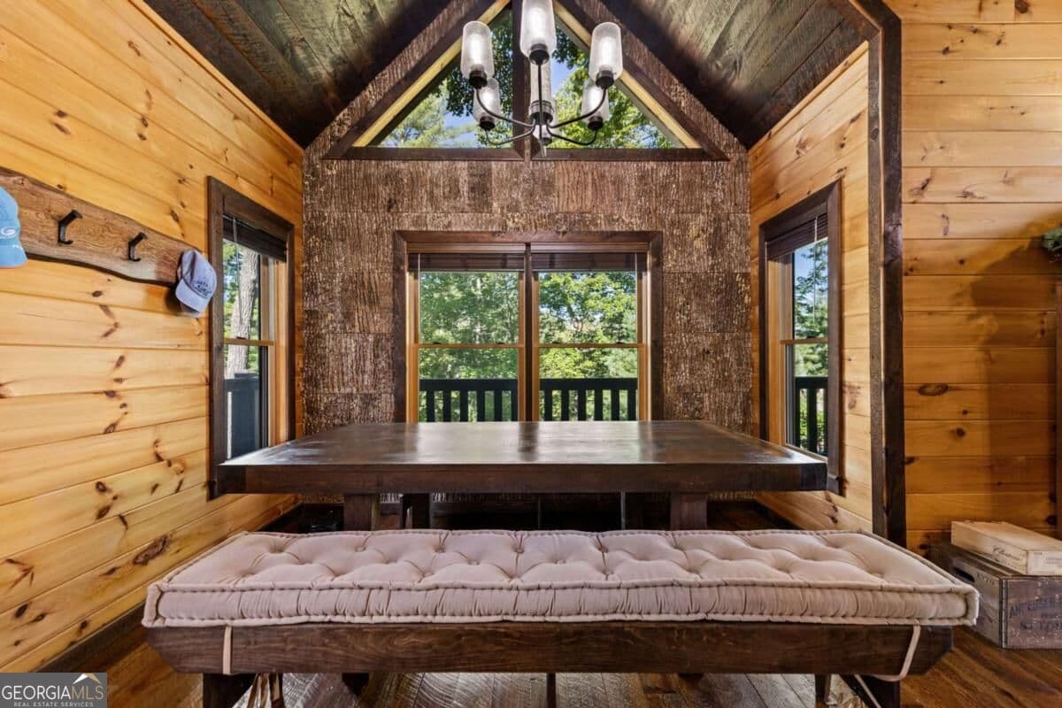 5 bedroom, 4 bathroom, 4,995 sq ft cabin,single family residence for sale at 321 Quail Ridge Road, Epworth, GA 30541 — photo 10