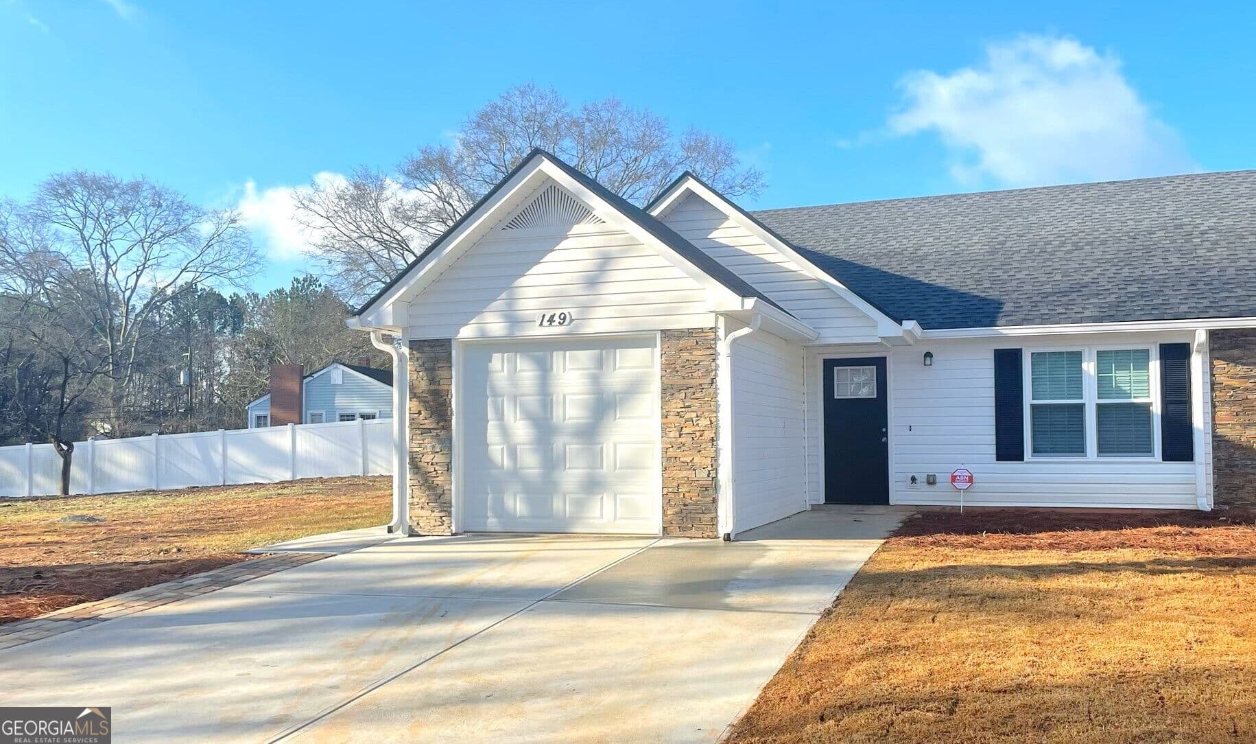 2 bedroom, 1 bathroom, 830 sq ft townhouse for rent at 209 E Wilson Street 149, Villa Rica, GA 30180 for $1,400 a month — photo 2