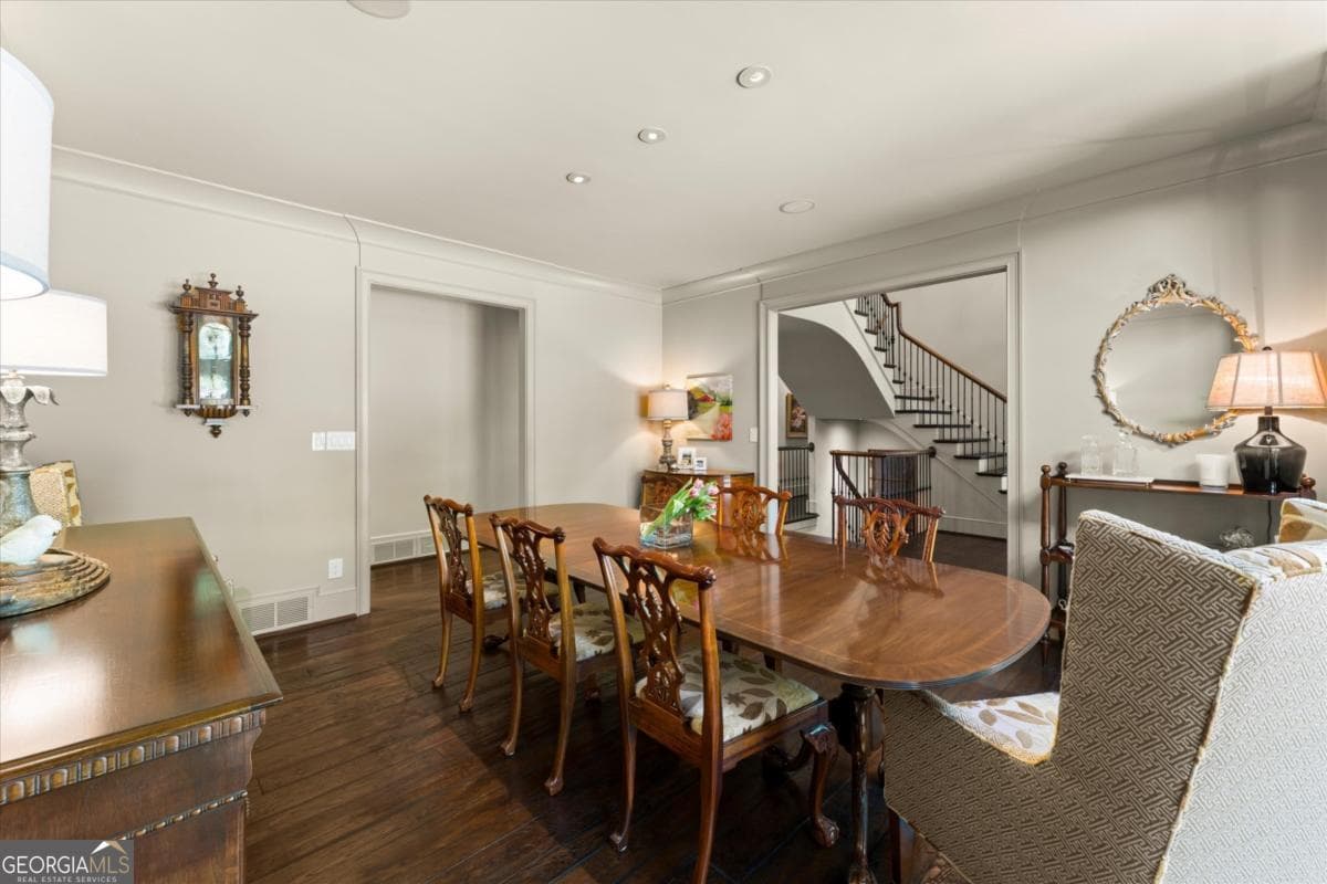 7 bedroom, 8.5 bathroom single family residence for sale at 581 Pine Valley Road, Marietta, GA 30067 — photo 9