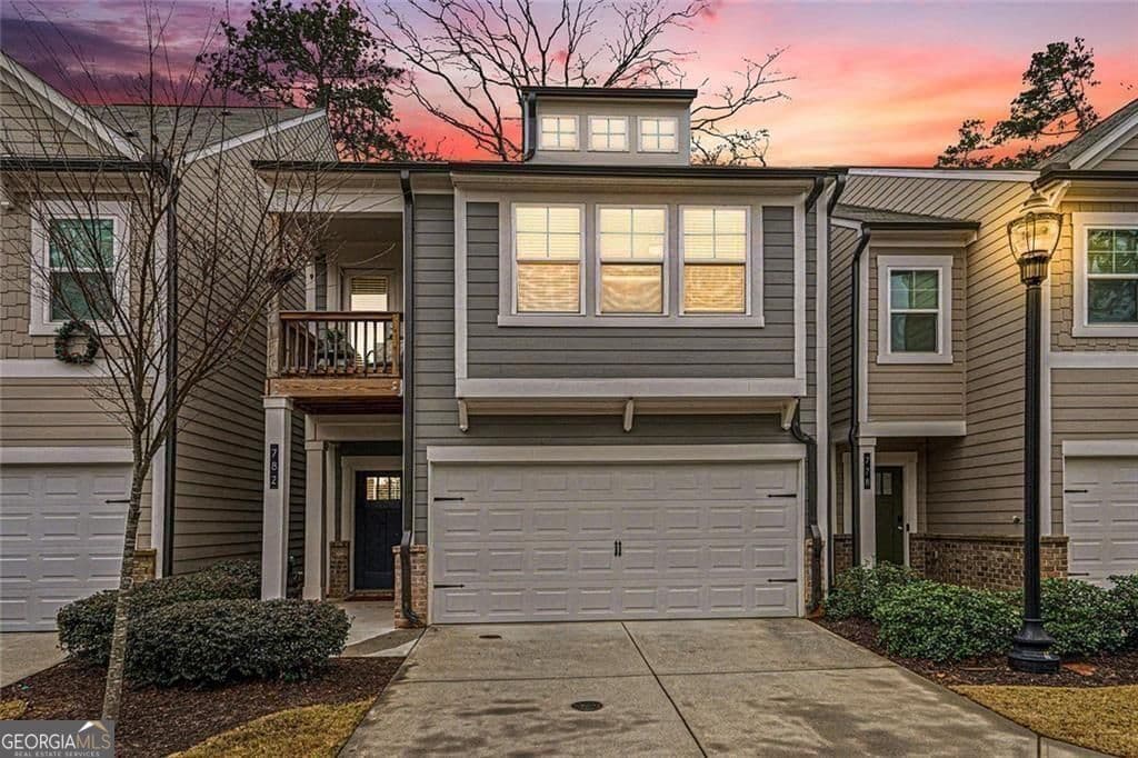 3 bedroom, 2.5 bathroom, 2,456 sq ft townhouse for sale at 782 Belrose Drive, Smyrna, GA 30080 — photo 1 of 24