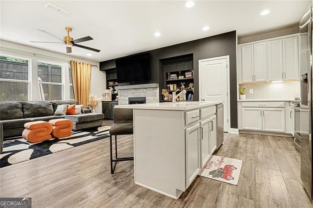 3 bedroom, 2.5 bathroom, 2,456 sq ft townhouse for sale at 782 Belrose Drive, Smyrna, GA 30080 — photo 9