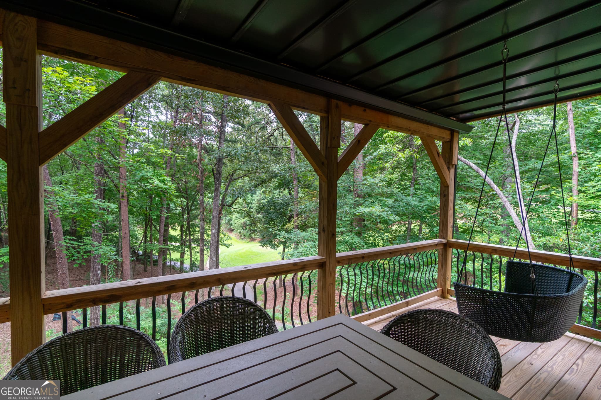 4 bedroom, 4.5 bathroom, 4,551 sq ft single family residence for sale at 418 Wilfar Strasse, Helen, GA 30545 — photo 9