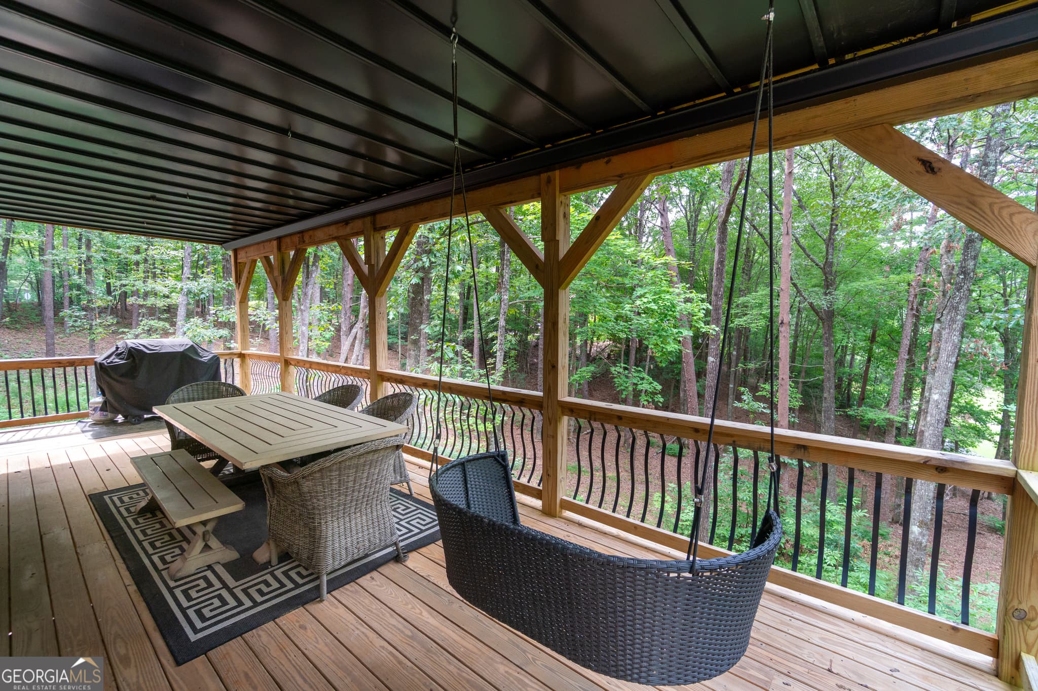 4 bedroom, 4.5 bathroom, 4,551 sq ft single family residence for sale at 418 Wilfar Strasse, Helen, GA 30545 — photo 8