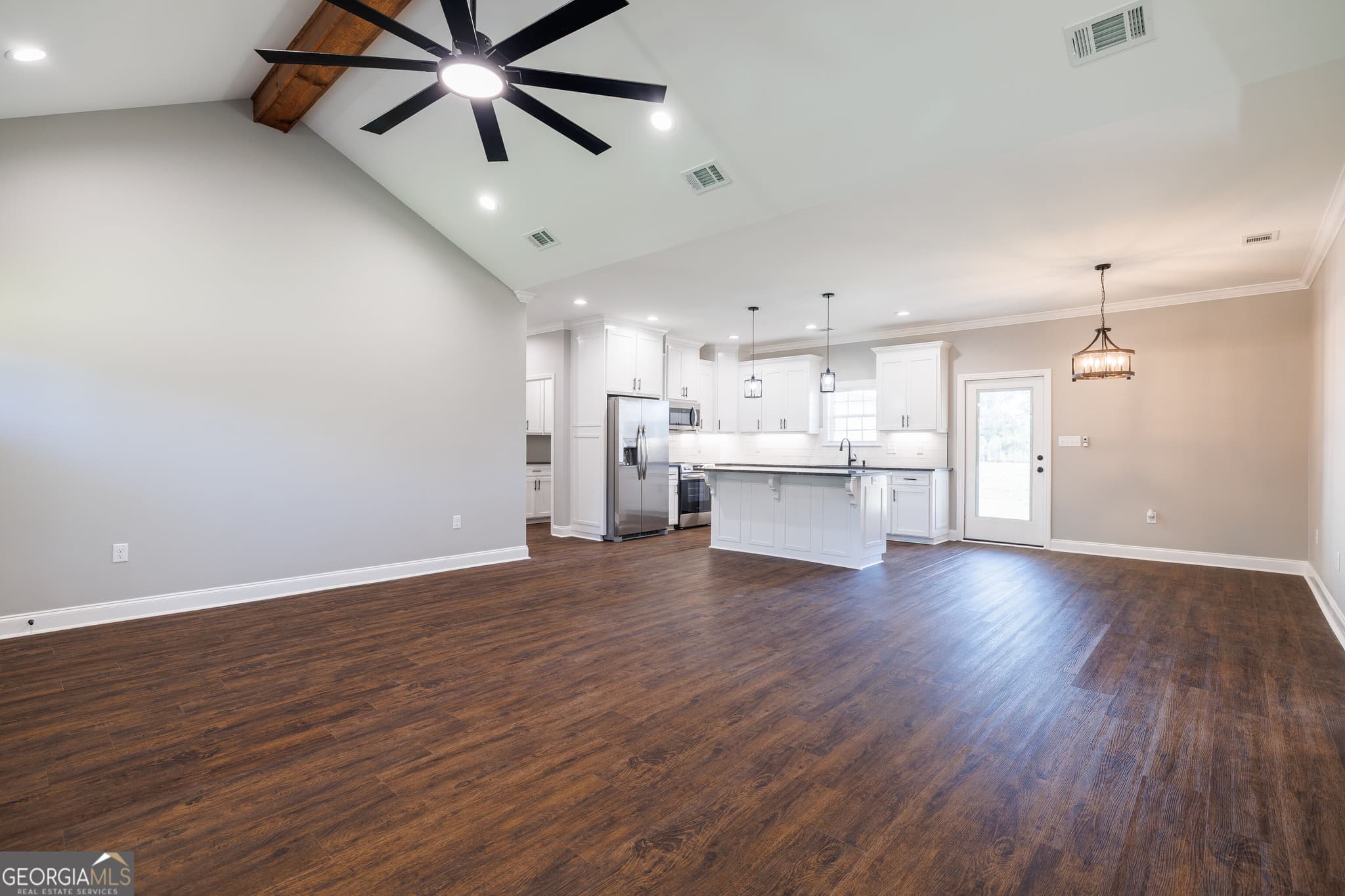 3 bedroom, 2.5 bathroom, 2,007 sq ft single family residence for sale at 72 River Road, Lakeland, GA 31635 — photo 10