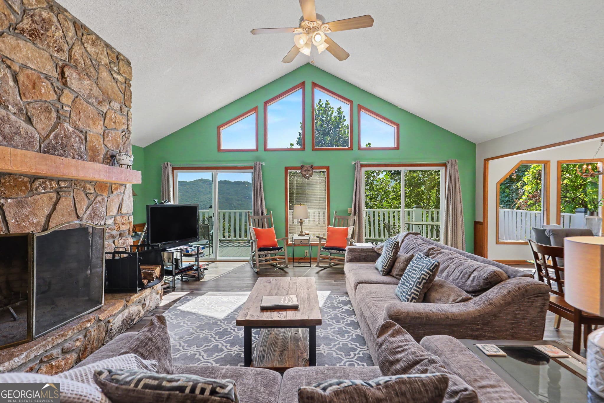 4 bedroom, 3 bathroom, 3,330 sq ft single family residence for sale at 119 Buttermilk Circle, Dillard, GA 30537 — photo 8
