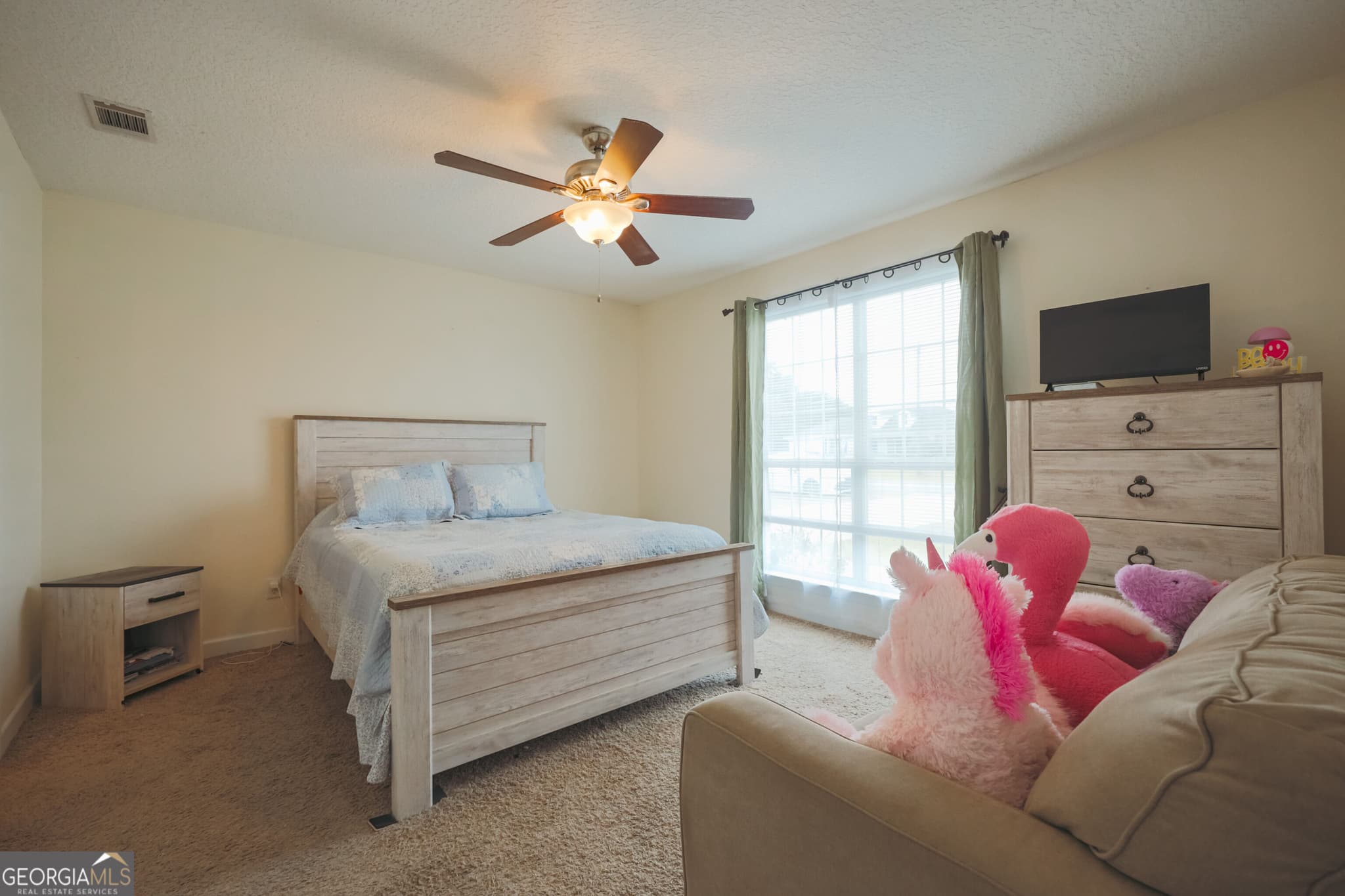 3 bedroom, 2 bathroom, 1,327 sq ft single family residence for sale at 4063 Meadow Circle, Blackshear, GA 31516 — photo 6