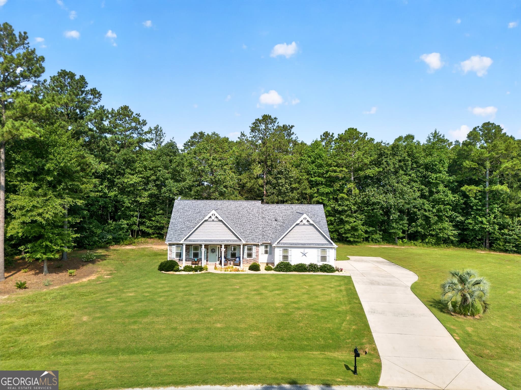 4 bedroom, 3 bathroom, 2,185 sq ft single family residence for sale at 225 Cole Forest Boulevard, Barnesville, GA 30204