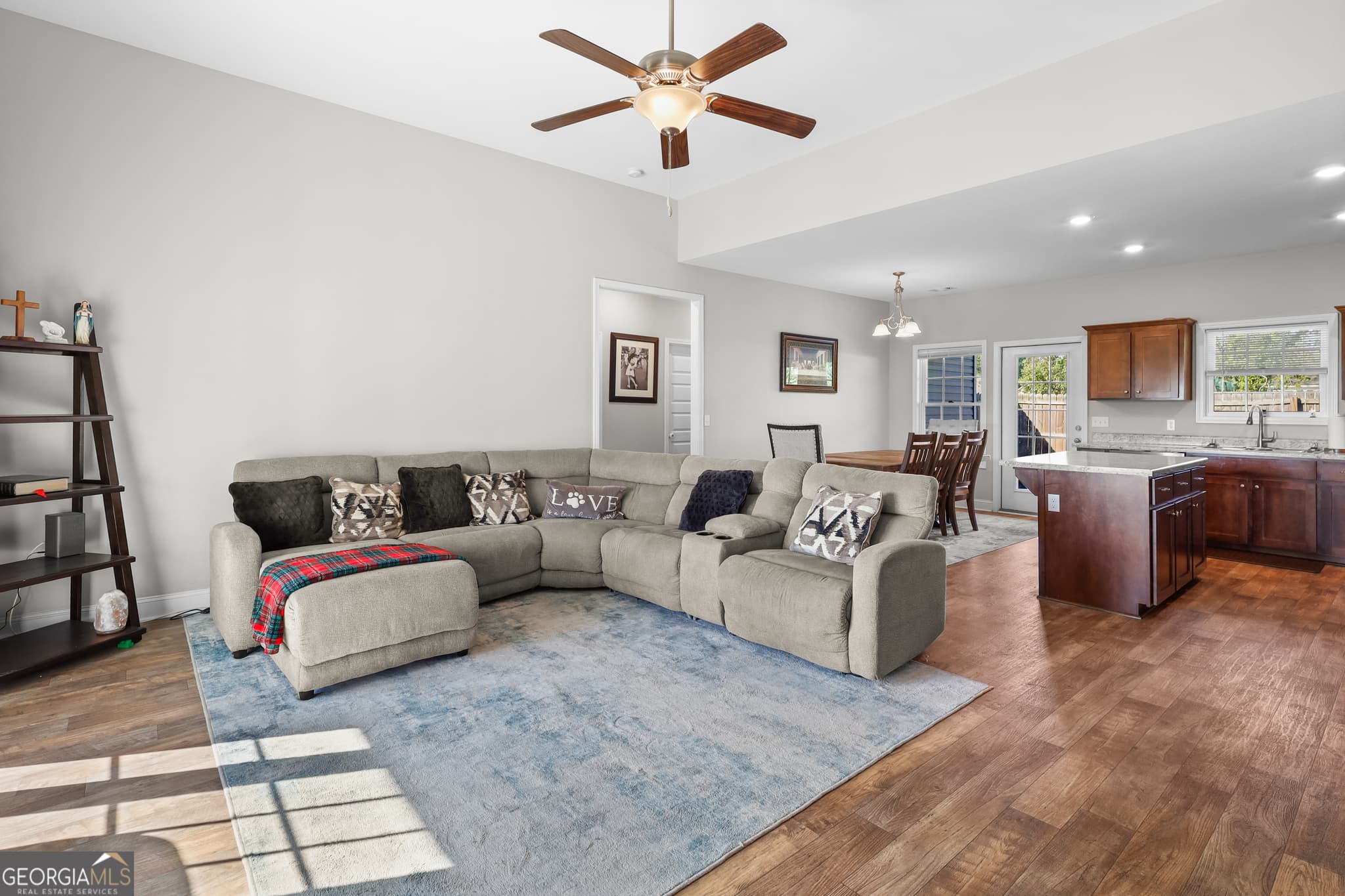 3 bedroom, 2 bathroom, 1,651 sq ft single family residence for sale at 301 Tallulah Bend, Ellabell, GA 31308 — photo 7