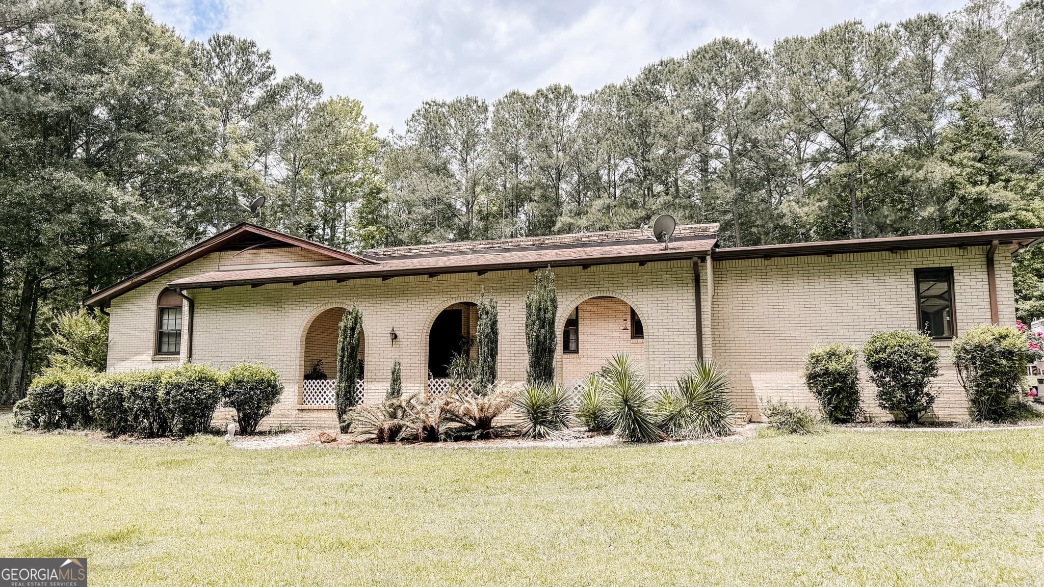 4 bedroom, 2 bathroom, 2,213 sq ft single family residence sold at 1531 Ethridge Mill Road, Griffin, GA 30224