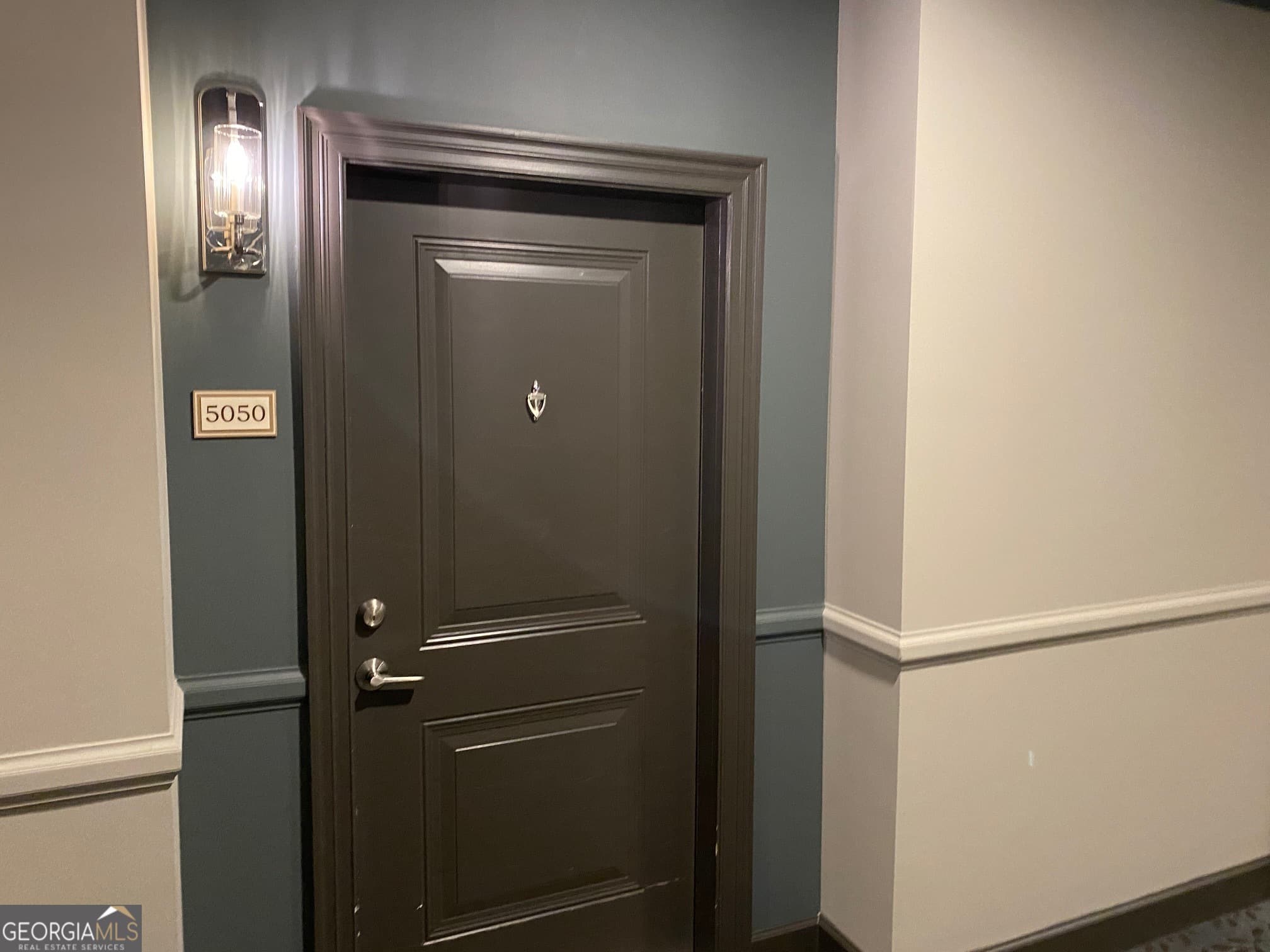 3 bedroom, 2.5 bathroom, 1,328 sq ft condominium sold at 901 Abernathy Road 5050, Atlanta, GA 30328