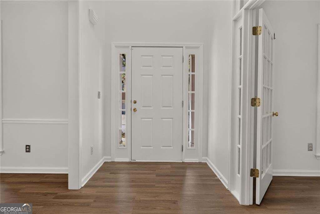 4 bedroom, 3.5 bathroom, 3,068 sq ft single family residence for sale at 4935 Tidewater Way, Alpharetta, GA 30005 — photo 5