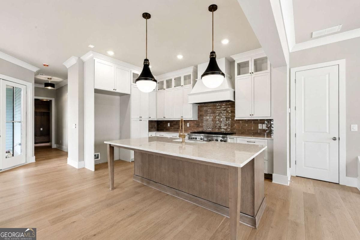 3 bedroom, 2.5 bathroom, 2,737 sq ft single family residence for sale at 1033 Crossroad Trail, Milton, GA 30004 — photo 3