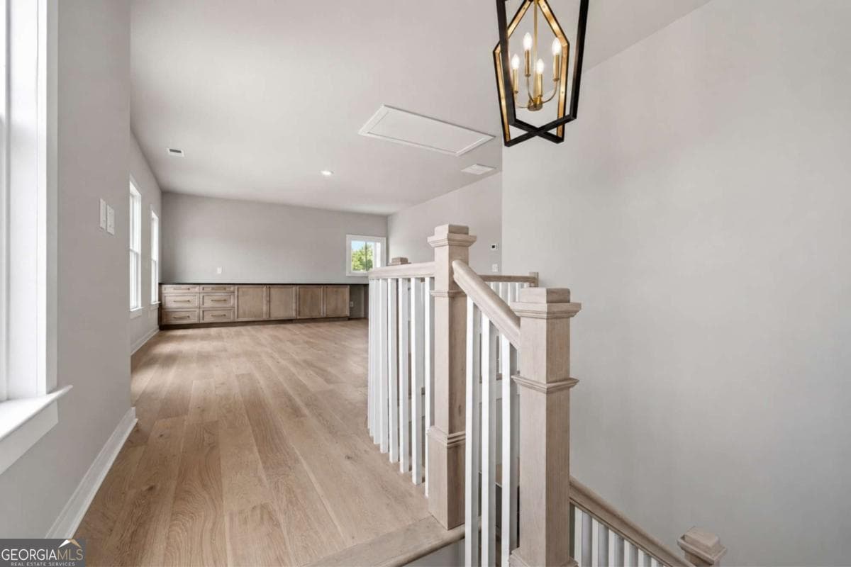 3 bedroom, 2.5 bathroom, 2,737 sq ft single family residence for sale at 1033 Crossroad Trail, Milton, GA 30004 — photo 5