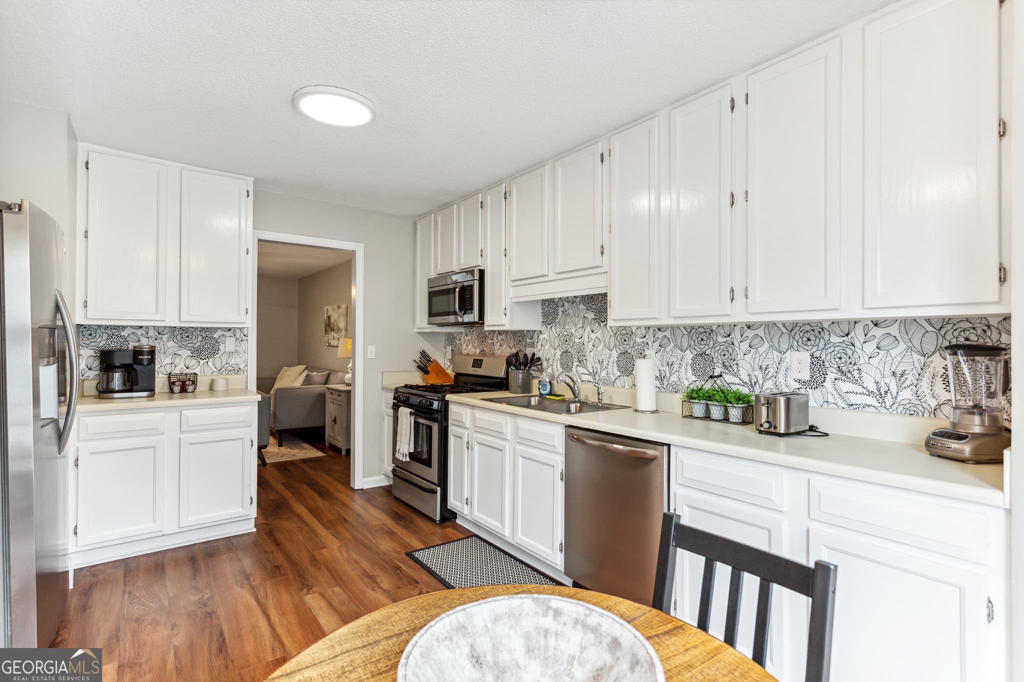 2 bedroom, 2.5 bathroom, 1,292 sq ft townhouse for rent at 1166 Magnolia Way, Smyrna, GA 30082 for $2,200 a month — photo 7
