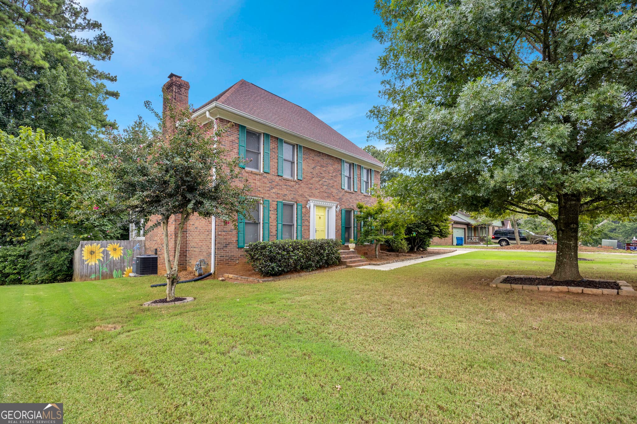 4 bedroom, 2.5 bathroom, 2,360 sq ft single family residence for sale at 4002 Camary Drive, Conyers, GA 30094 — photo 3