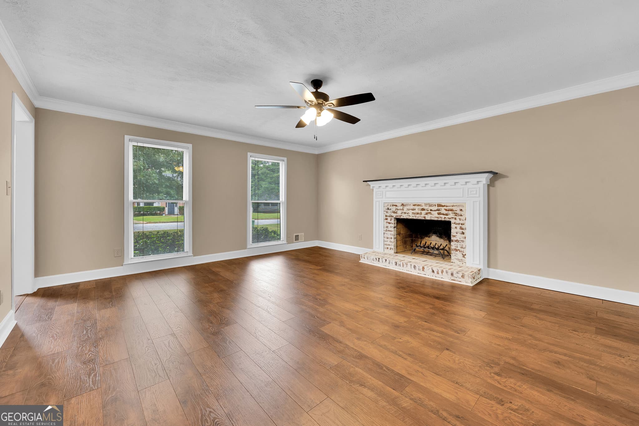 4 bedroom, 2.5 bathroom, 2,360 sq ft single family residence for sale at 4002 Camary Drive, Conyers, GA 30094 — photo 8