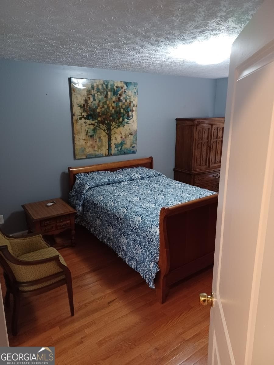 1 bedroom, 1 bathroom single family residence for rent at 3010 Emden Trail, Snellville, GA 30039 for $900 a month — photo 1 of 4