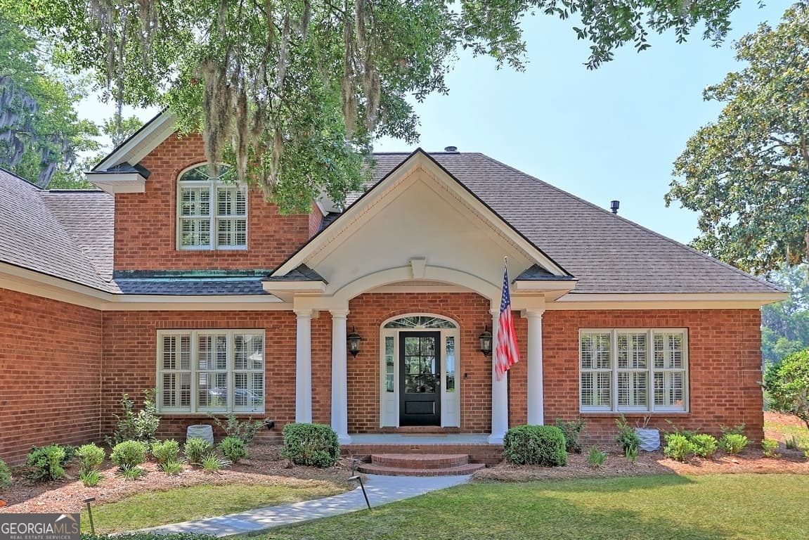 4 bedroom, 3.5 bathroom, 3,338 sq ft single family residence for sale at 141 Grays Creek Drive, Savannah, GA 31410