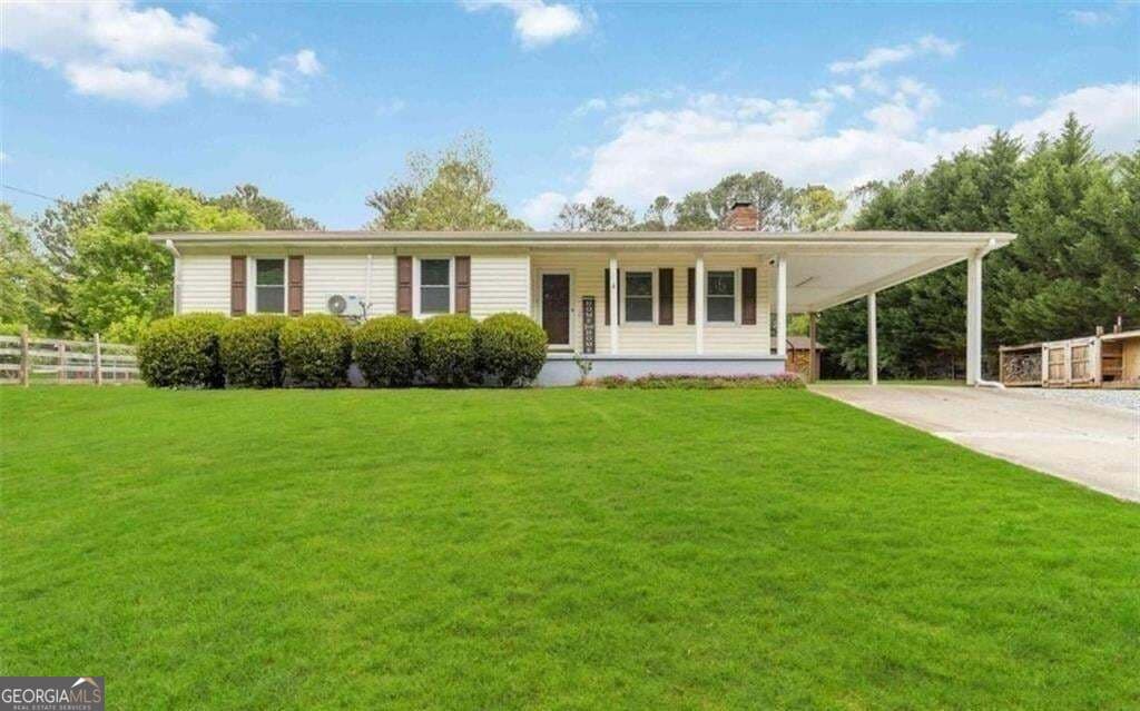 3 bedroom, 2 bathroom single family residence for rent at 3040 Land Road, Alpharetta, GA 30004 for $2,500 a month